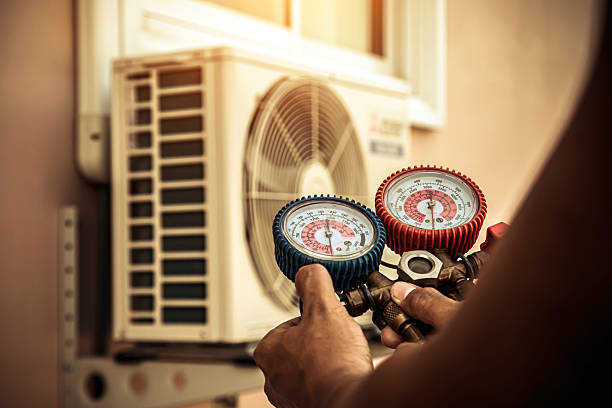 Professional Hvac technician working in Schaefferstown, PA
